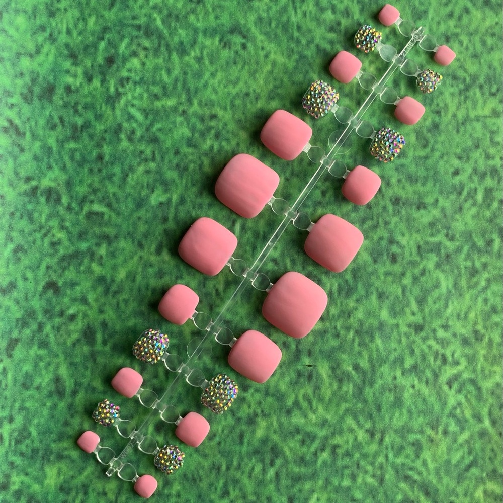 Matte Pink With Rhinestones Toe Press-On Nail Set
